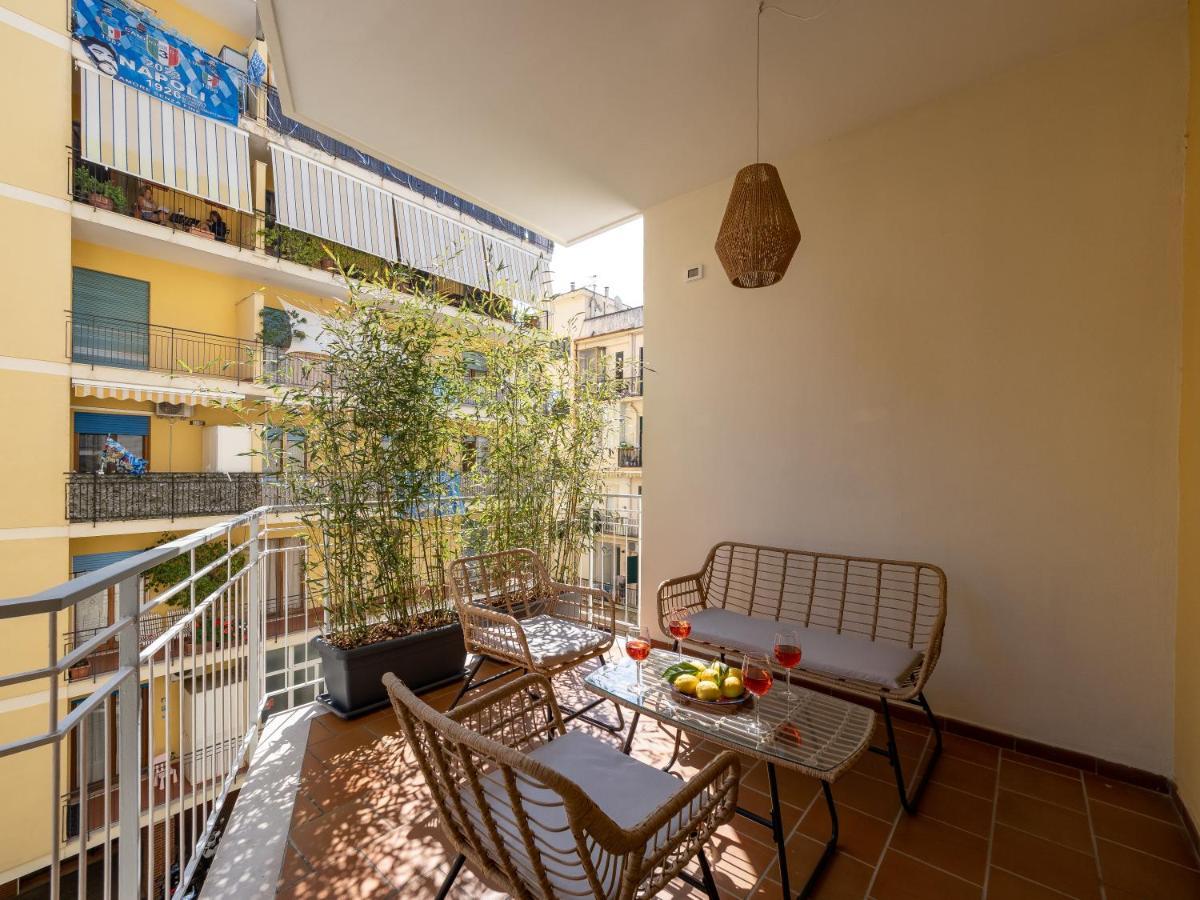Surya House - Elegant Apartment In ซอร์เรนโต ภายนอก รูปภาพ