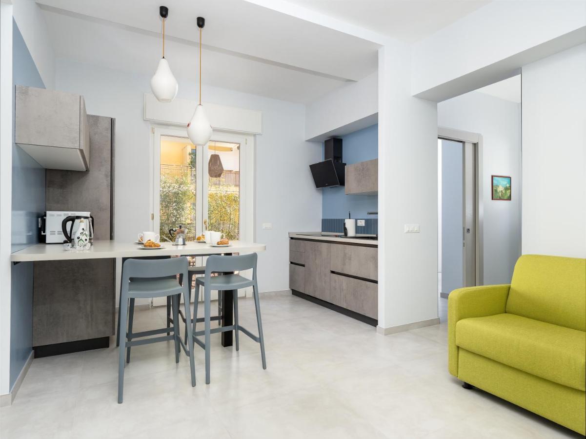 Surya House - Elegant Apartment In ซอร์เรนโต ภายนอก รูปภาพ
