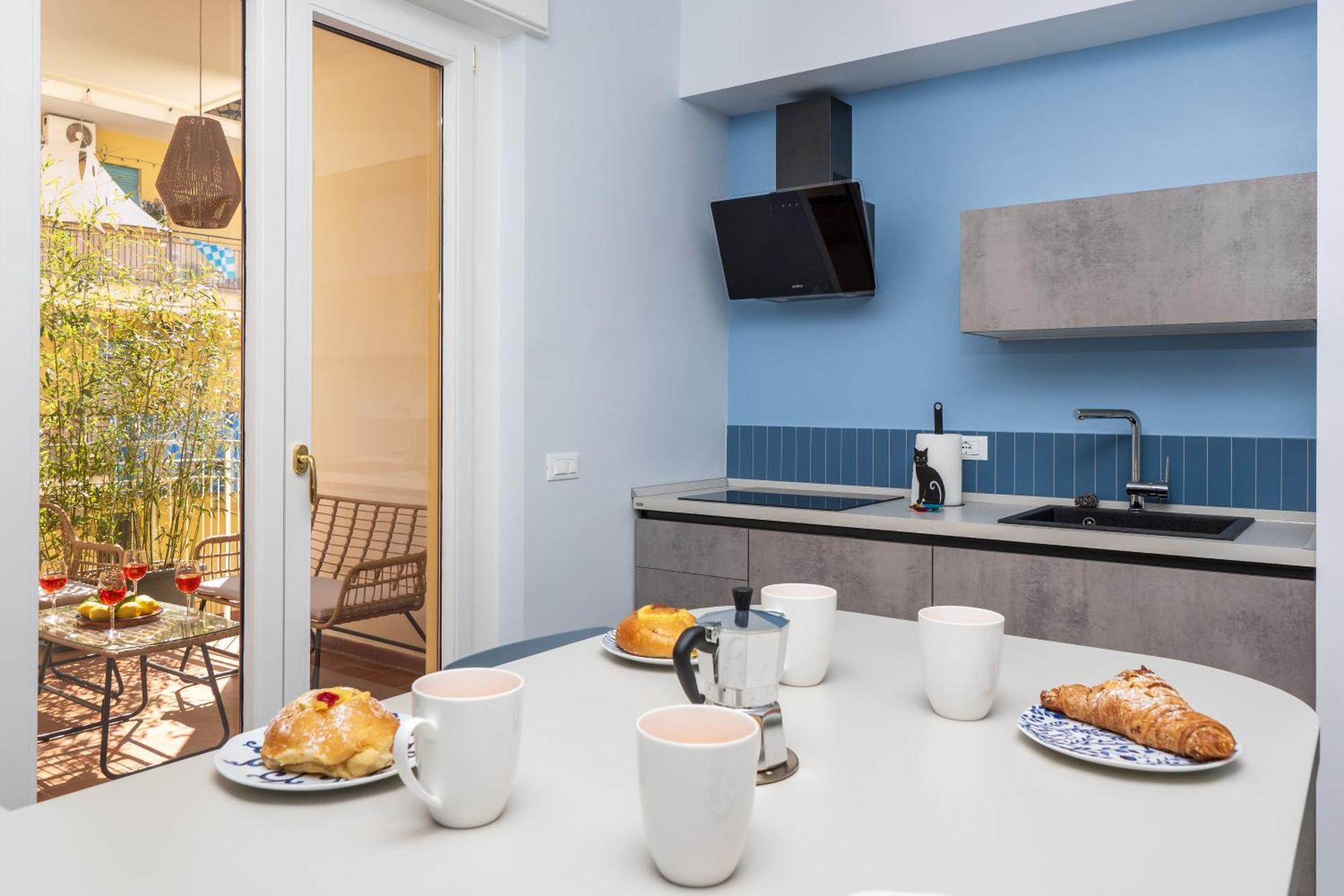 Surya House - Elegant Apartment In ซอร์เรนโต ภายนอก รูปภาพ