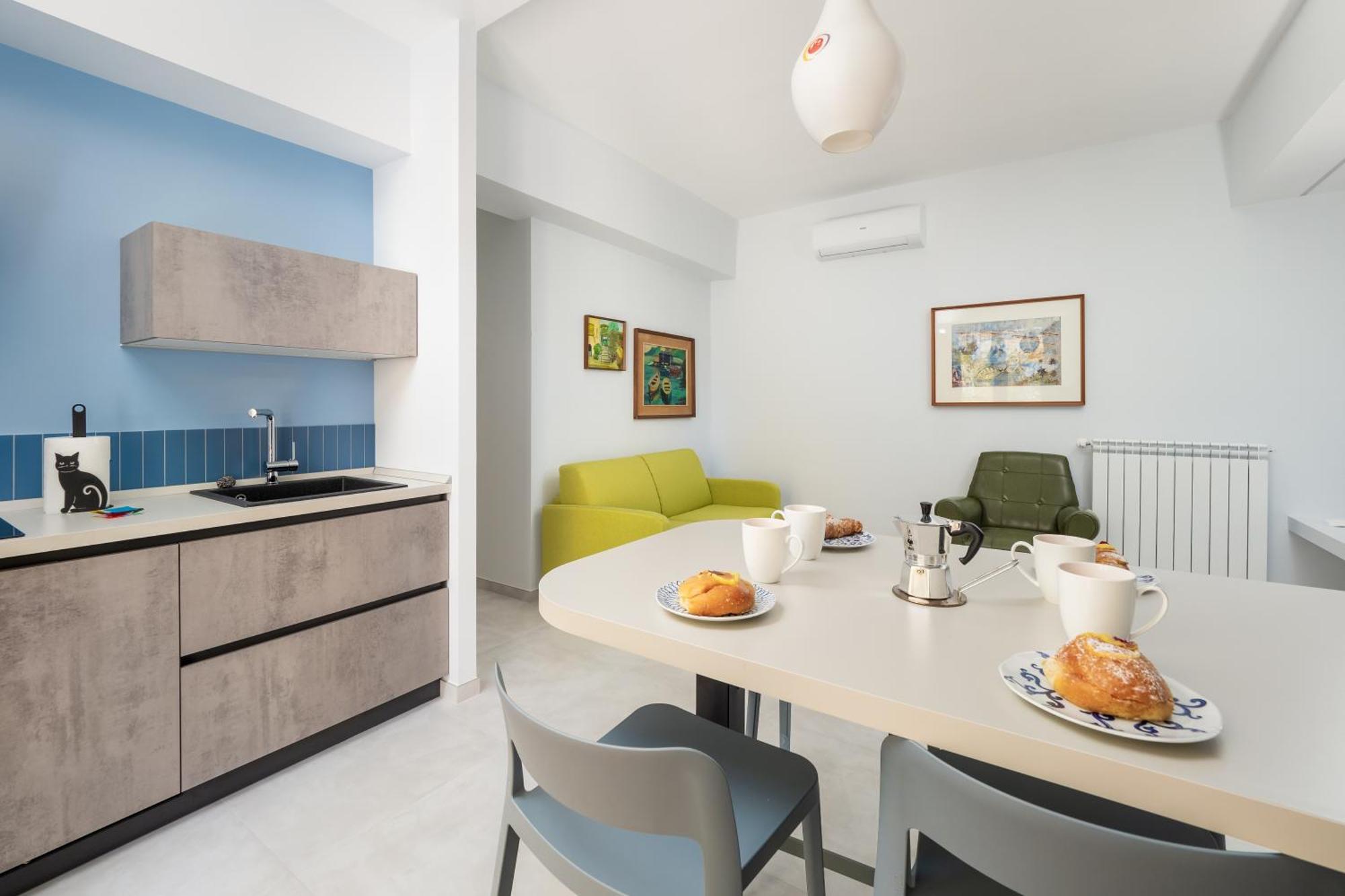 Surya House - Elegant Apartment In ซอร์เรนโต ภายนอก รูปภาพ